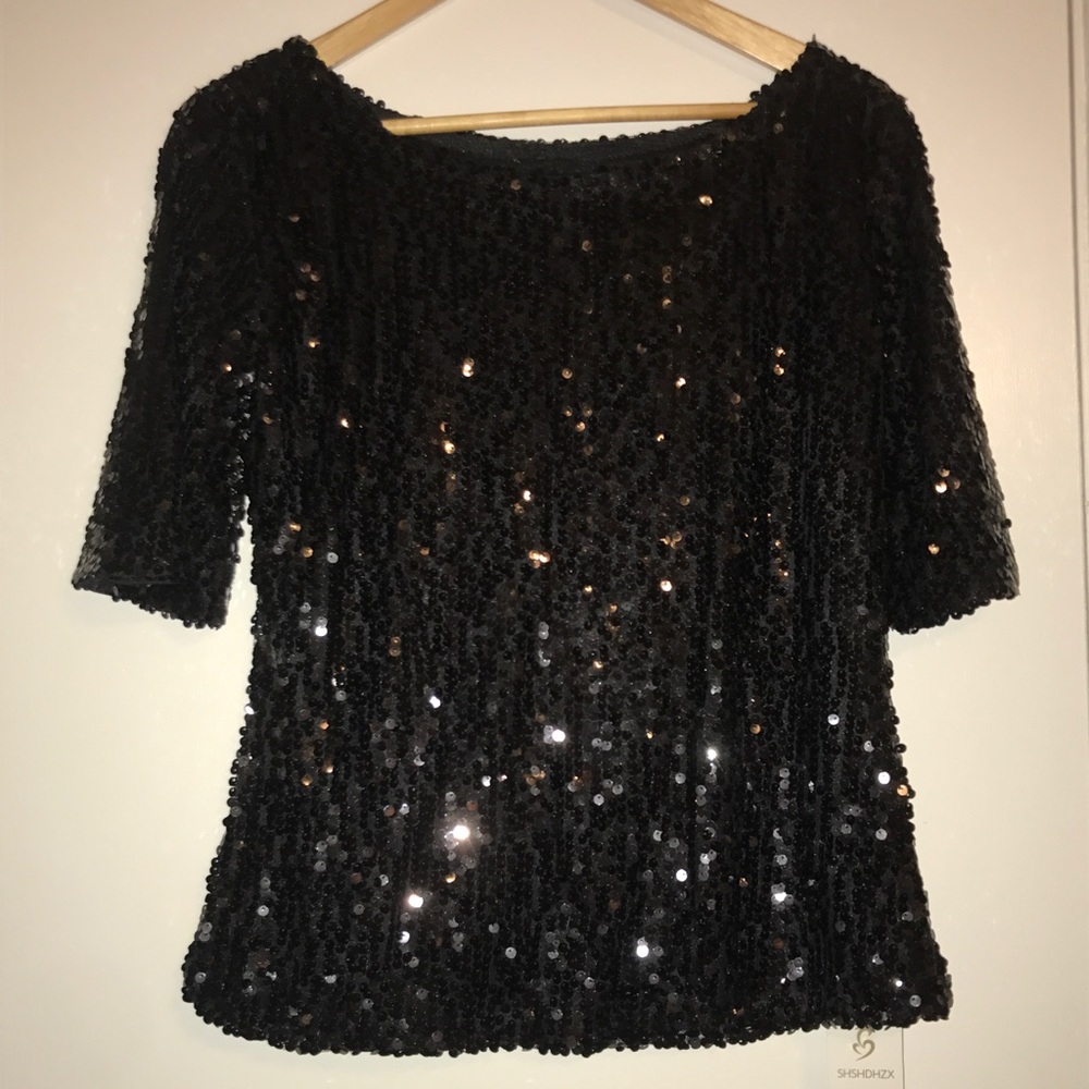 Black sequins top